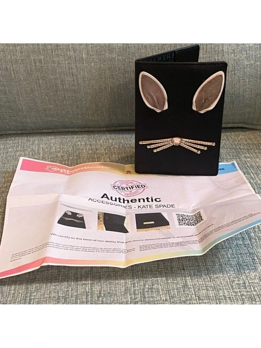 Kate Spade Imogene 3D Rabbit Passport Wallet EUC |Black Saffiano Leather